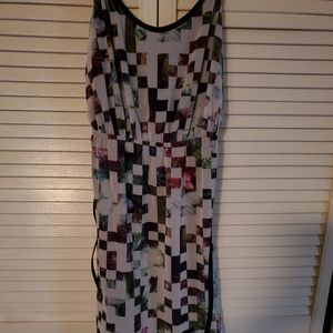 Sleeveless dress